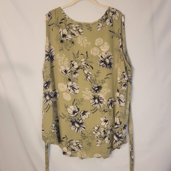 Chelsea Plus Size 26/28 2x tunic tank - Picture 3 of 6